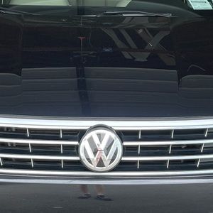 Meet your Posher, Emina